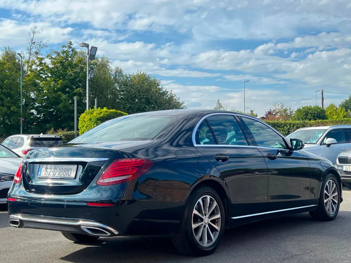 Mercedes-Benz E-Class E220D AVANTGARDE AUTO *NEW M - Image 5