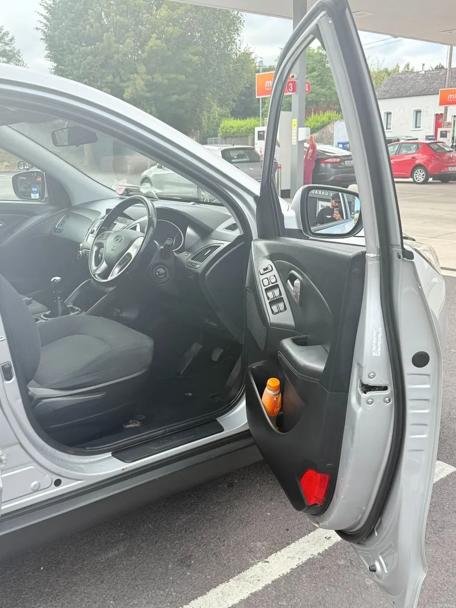 Hyundai ix35 2013 (1.7 Diesel) - Image 3