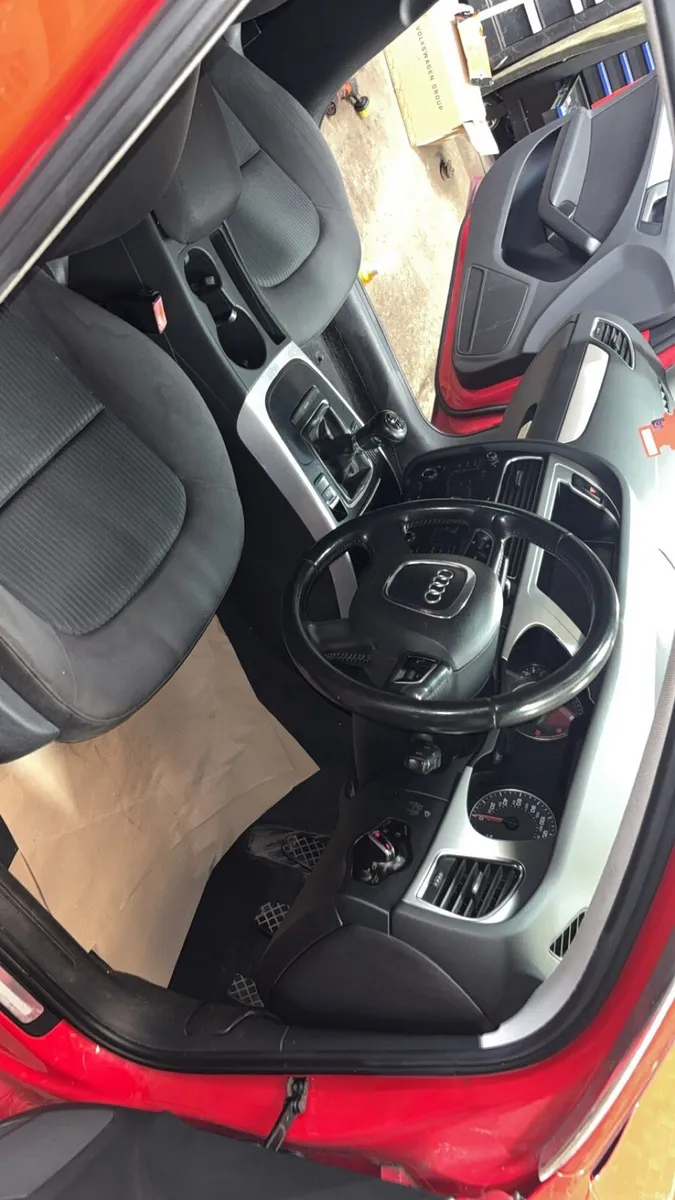 Audi A4 B8 (2010) - Image 6