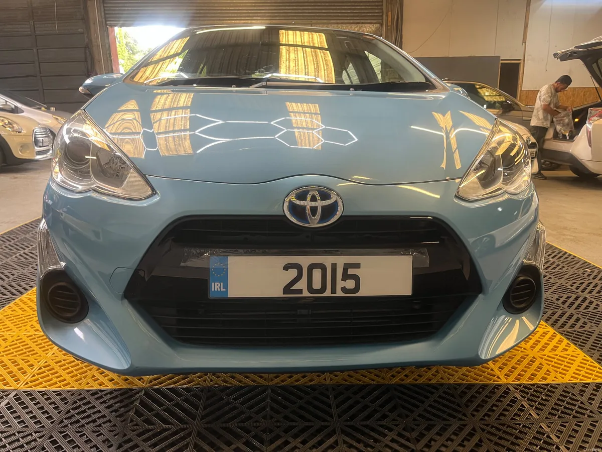 Toyota Aqua 2015 hybrid auto - Image 3