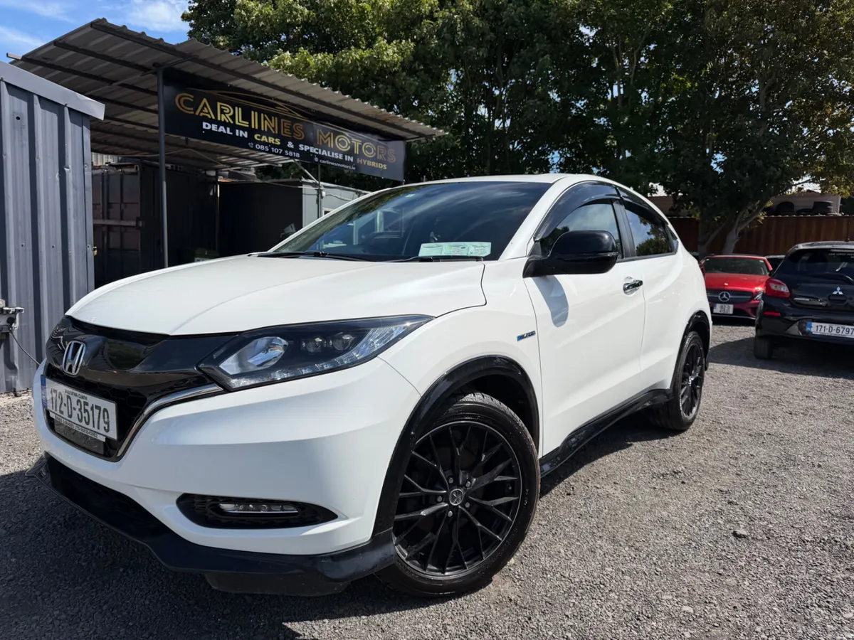 Honda Vezel  RS  Hybrid Automatic - Image 2