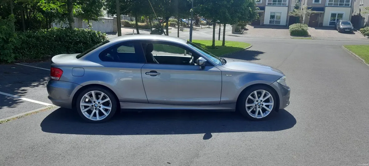 BMW 1-Series 2011 - Image 4