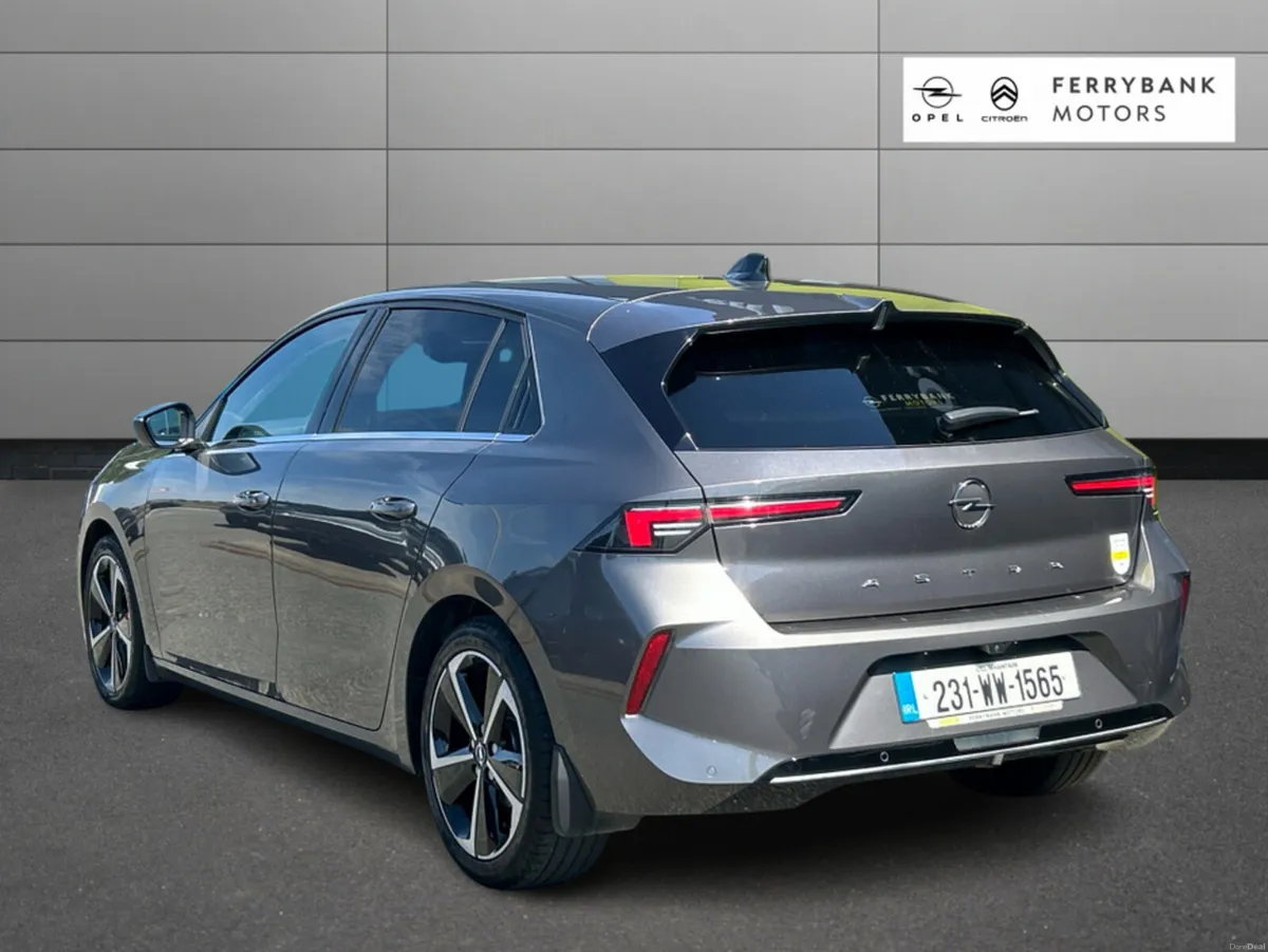 Opel Astra 5 DR HATCH-ELEGANCE-1.2 130PS - Image 3