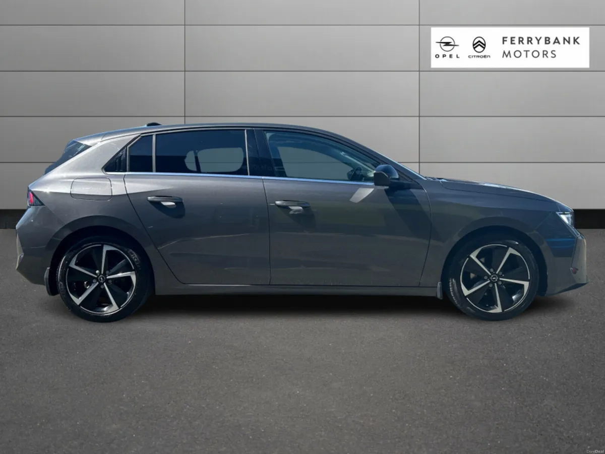 Opel Astra 5 DR HATCH-ELEGANCE-1.2 130PS - Image 4