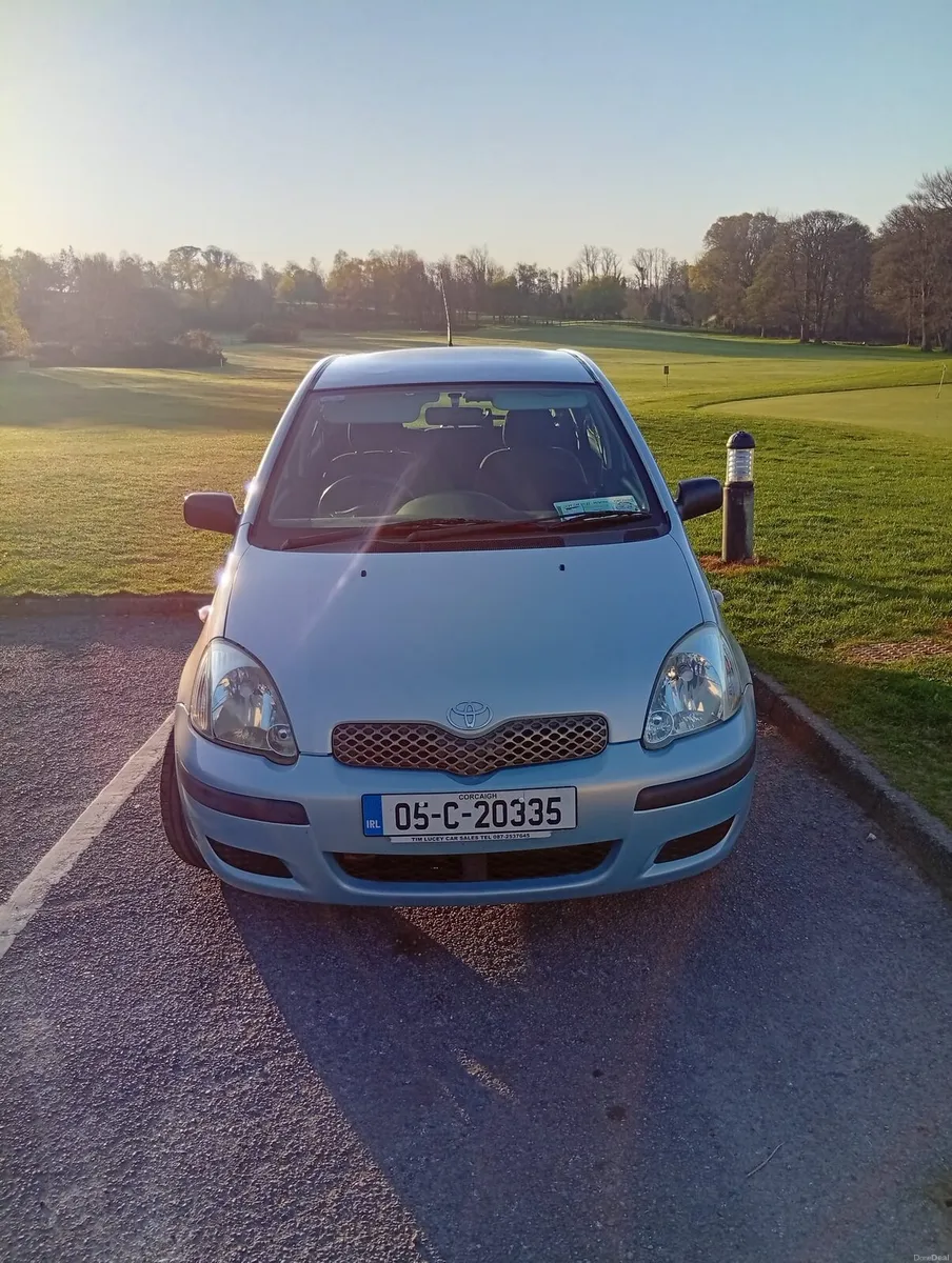 Toyota yaris - Image 1