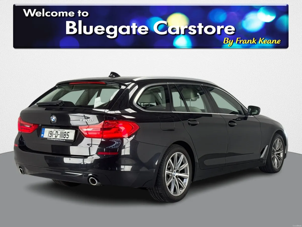 BMW 5-Series D SE  ESTATE 4DR AUTO**CREAM LEATHER - Image 4