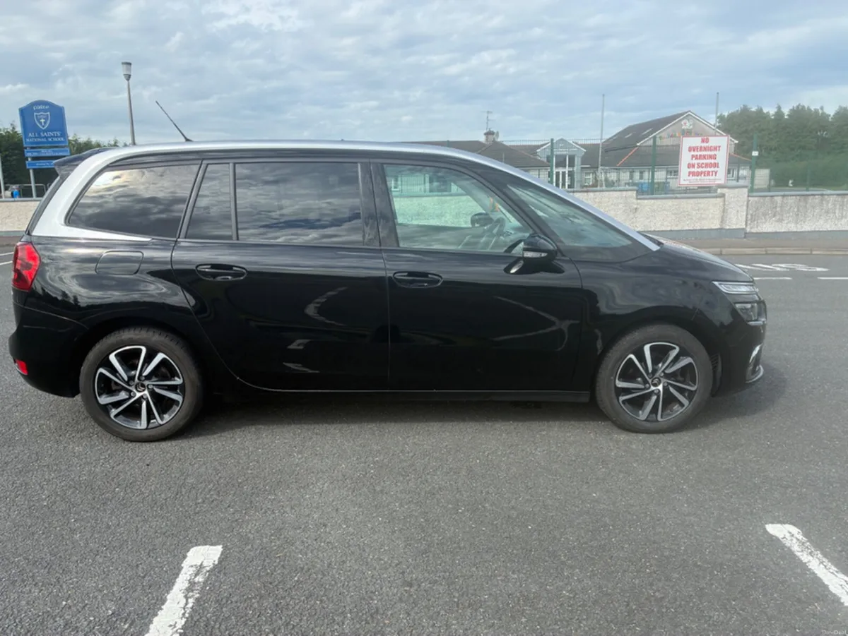 Citroen C4 SPACETOURER FLAIR BLUEHDI 130 SS 4DR - Image 4