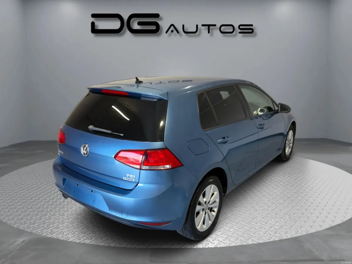Volkswagen Golf Comfortline - mint condition- new - Image 3
