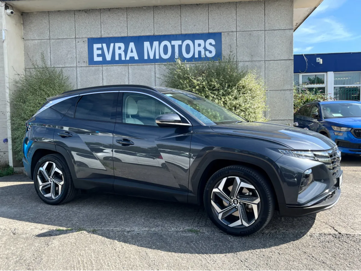 Hyundai Tucson EXECUTIVE PLUS PHEV HYBRID 1.6 PETR - Image 3
