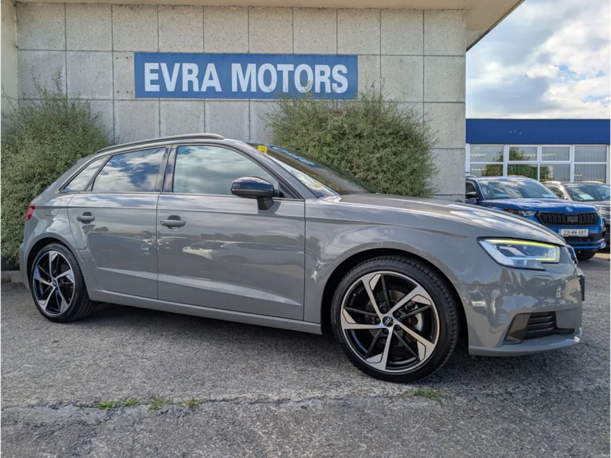 Audi A3 SPORTSBACK AUTOMATIC 1.4 PETROL//HIGH SPEC - Image 3