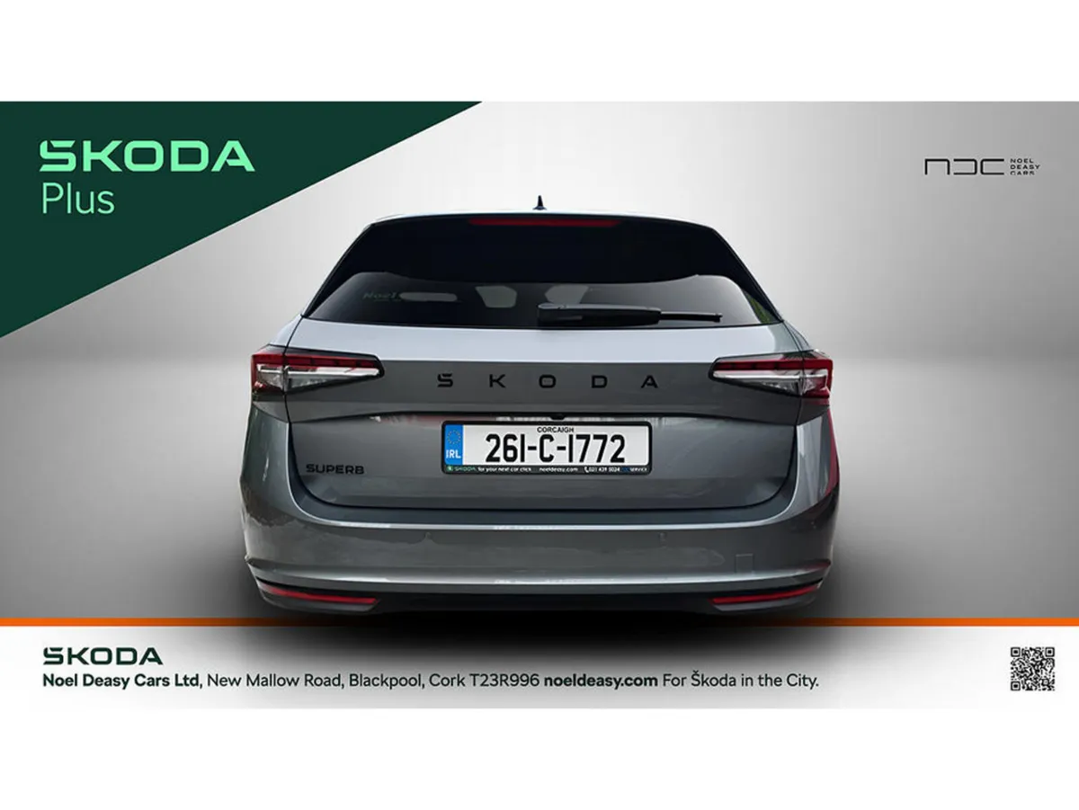 Skoda Superb DSG SPORTLINE - LOW MILEAGE - FACTORY - Image 5