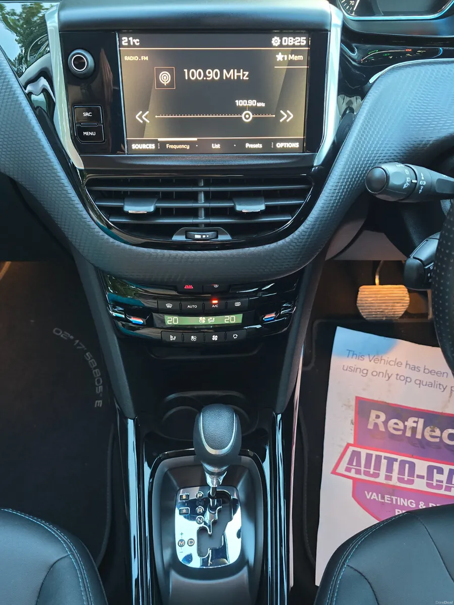 Peugeot 2008 2019 automatic petrol ⛽️ €8990 - Image 6