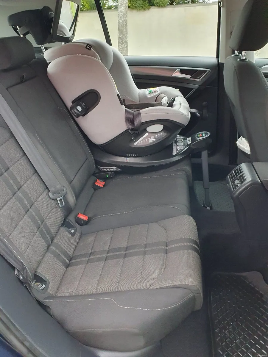 131 VW Golf 1.6 Trendline TDI Manual - Image 4