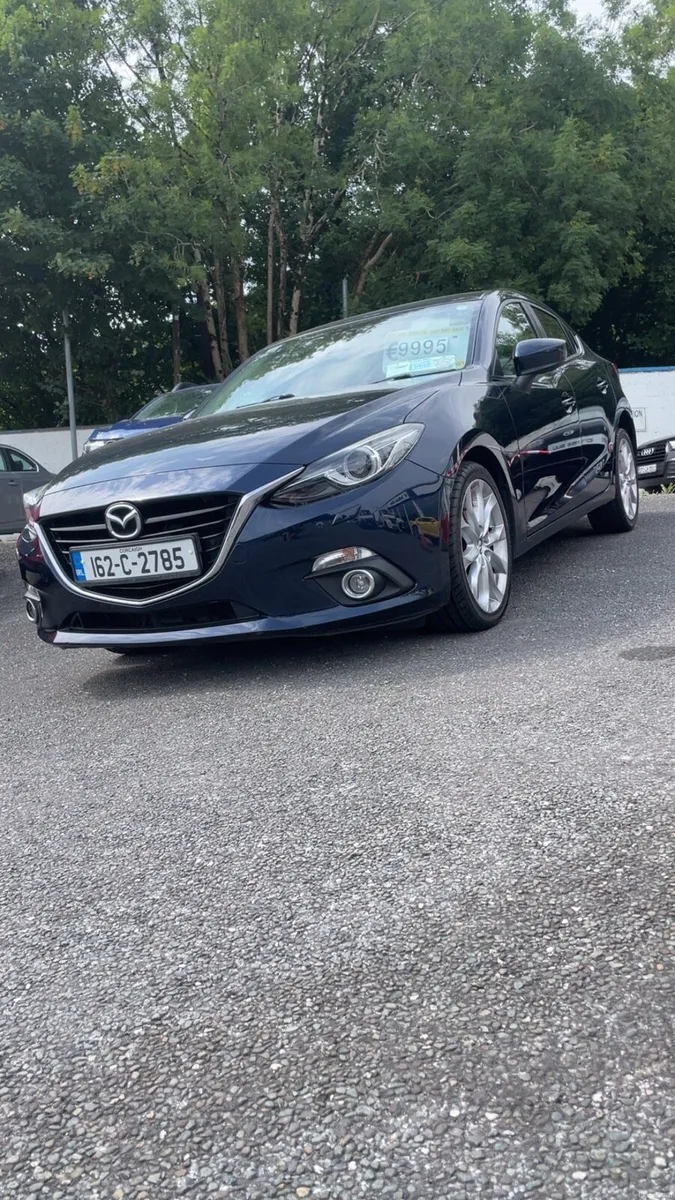 MAZDA 3 107000km ONLY - Image 1