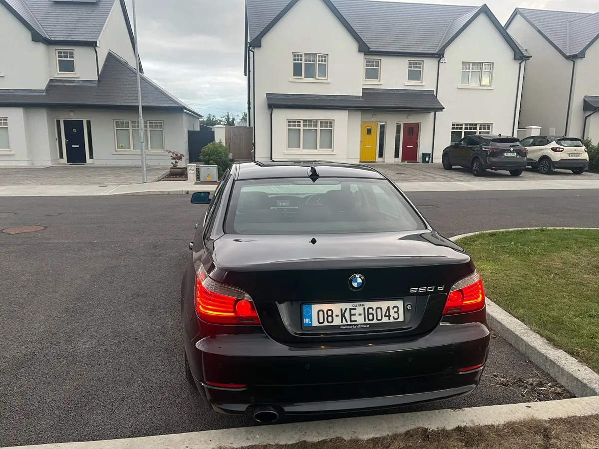 BMW 5 series 520d - Image 6