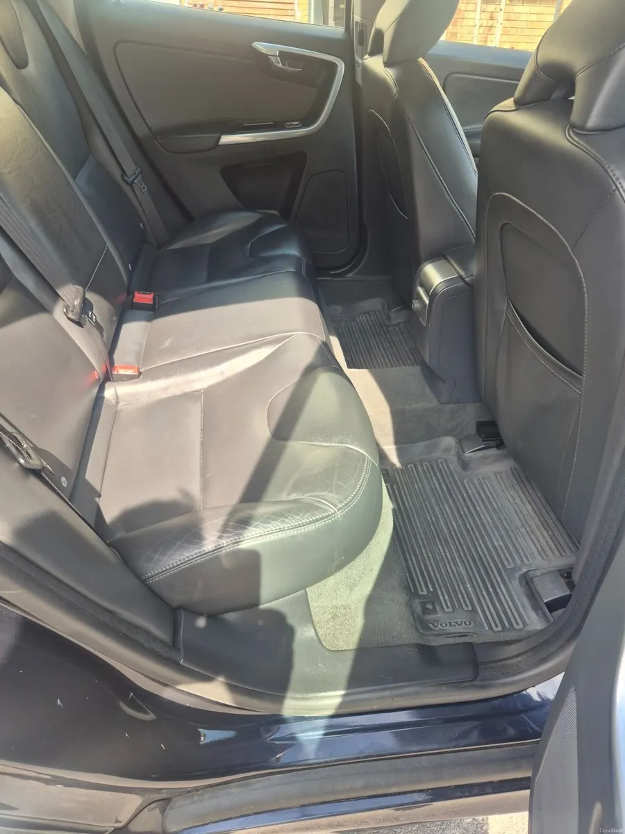 Volvo XC60 2017 - Image 1
