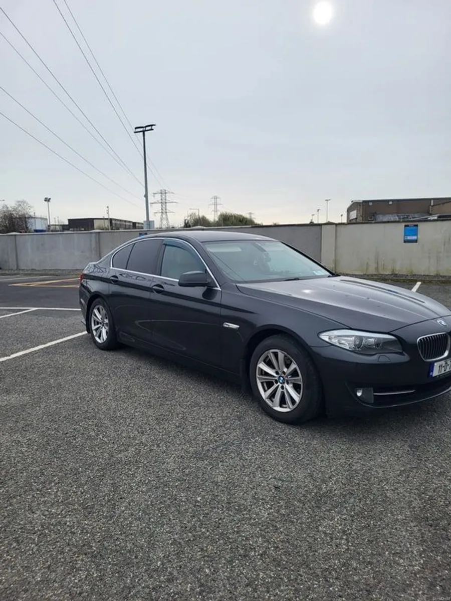 2011 Bmw 5-series - Image 4