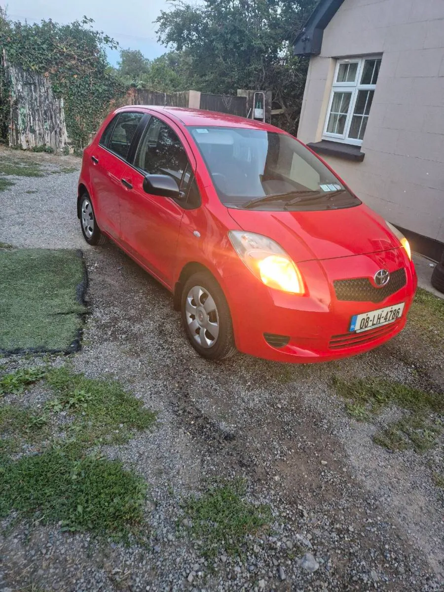 Toyota yaris - Image 1