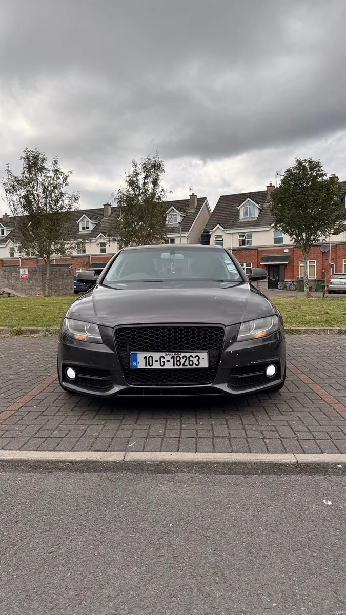 Audi A4 2010 TDI - Image 1