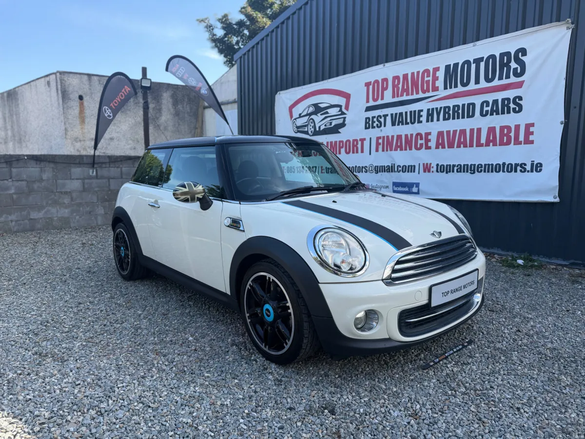 Mini Cooper 2013 - Image 1