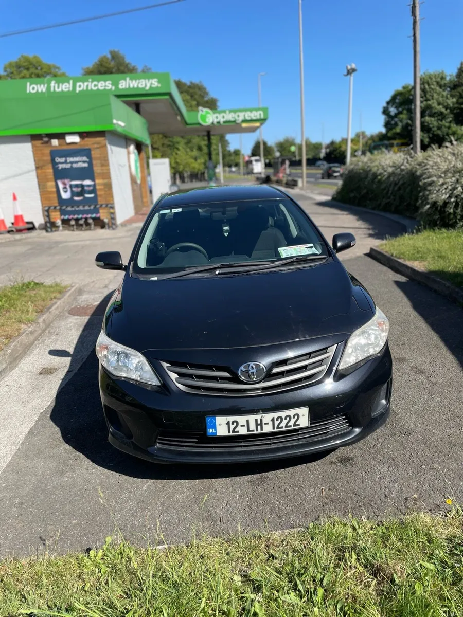 Toyota Corolla - Image 2