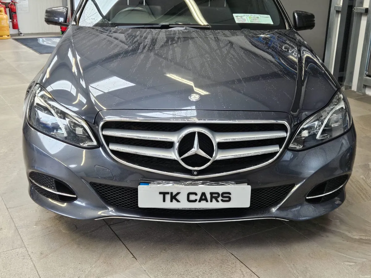 15 MERCEDES BENZ E-CLASS 220 - Image 5