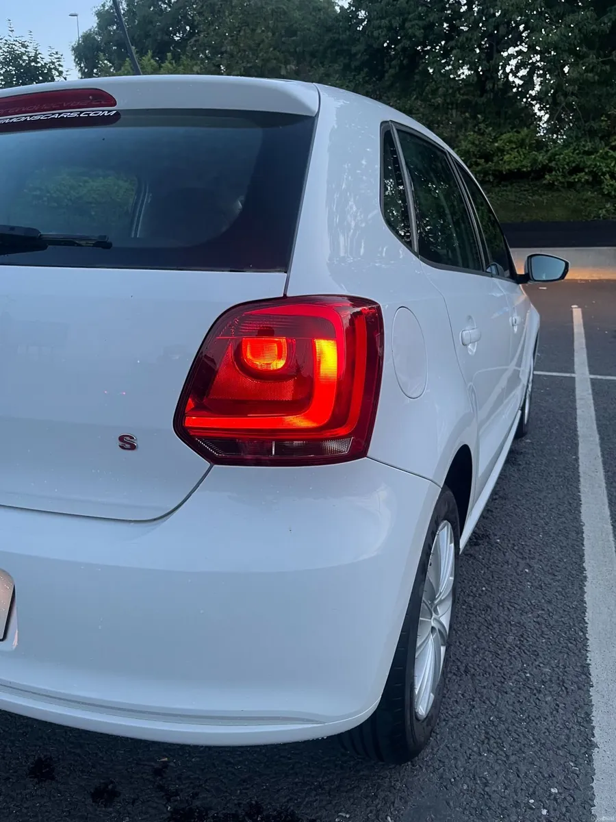 Volkswagen Polo 2012 1.2 TSI AUTO - Image 2