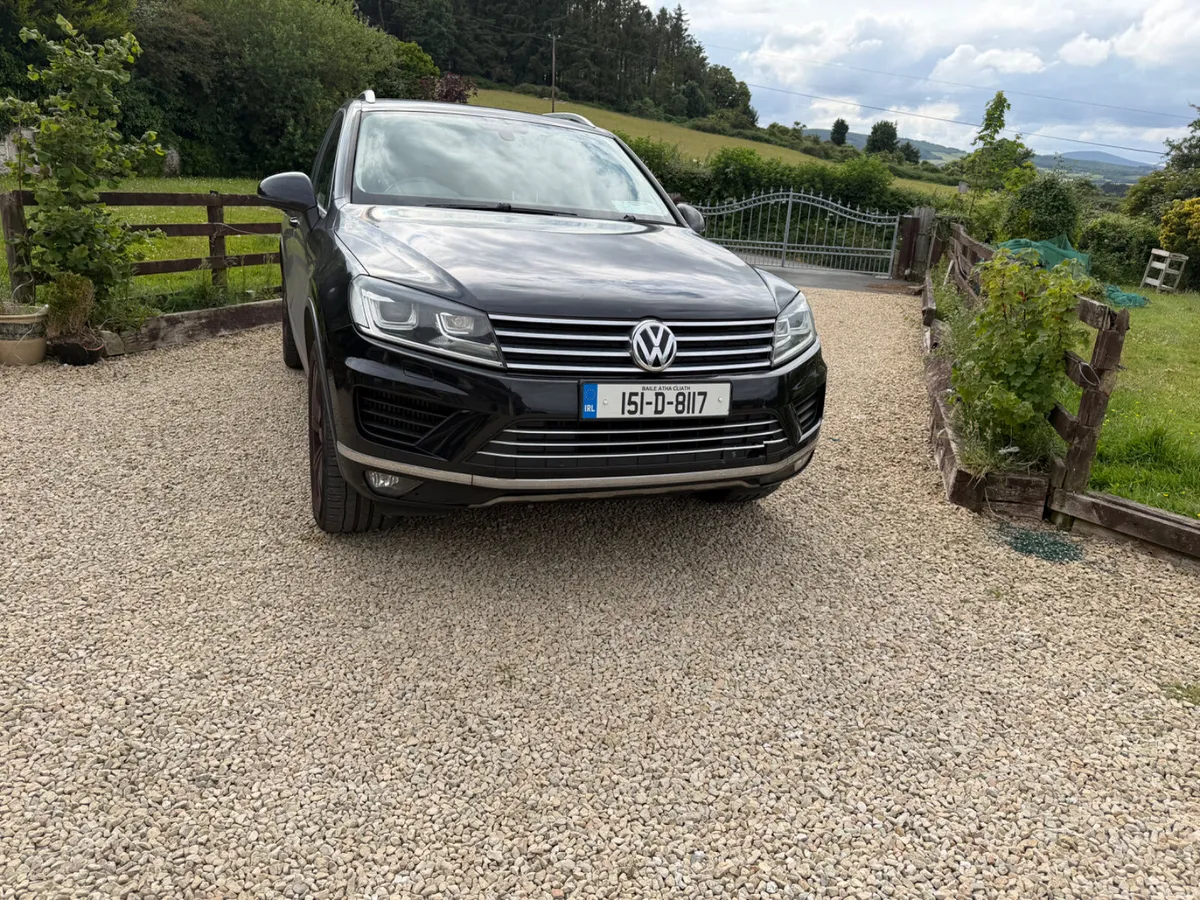 Volkswagen Touareg 5 Seat 3.0D 2015 - Image 2