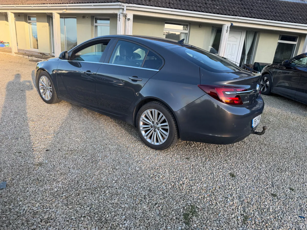 Vauxhall Insignia 2.0’D Hatch Back 2015 - Image 5