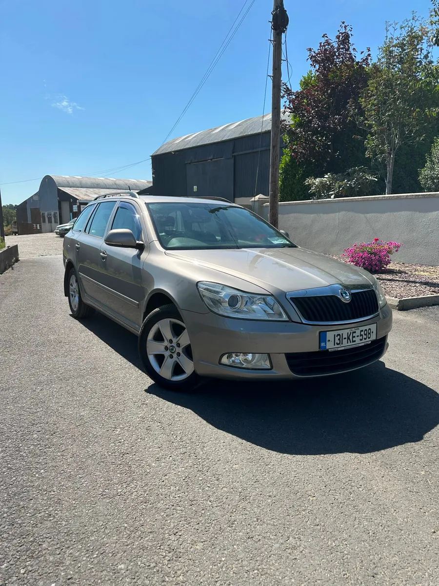 Skoda Octavia 2013 - Image 1