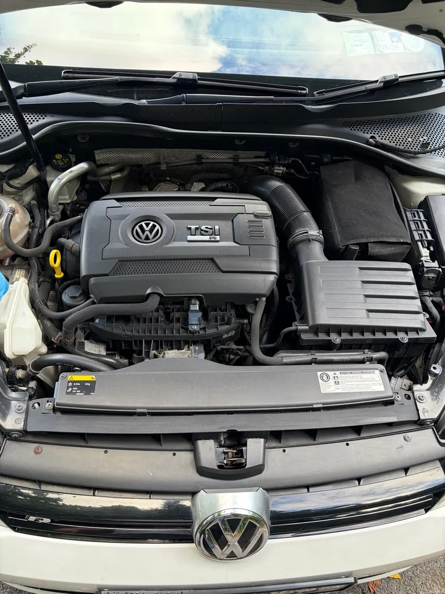 Volkswagen Golf R - Image 4