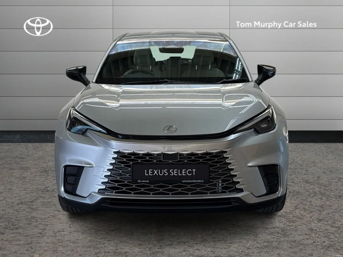 Lexus LBX LBX Elegant - Ex Management Vehicle - Image 5
