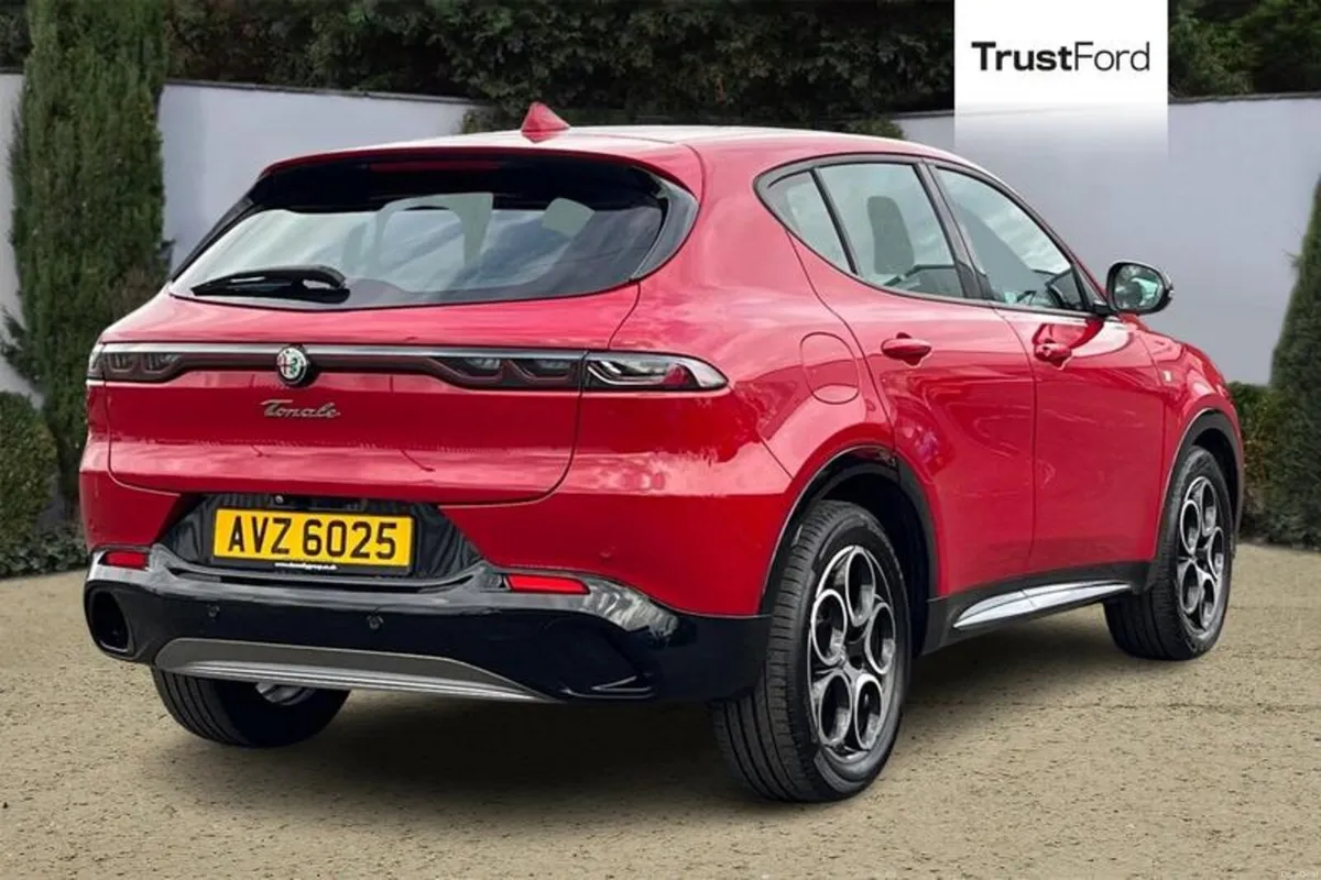 Alfa Romeo Tonale 1.5 VGT MHEV Ti SUV 5dr Petrol H - Image 4