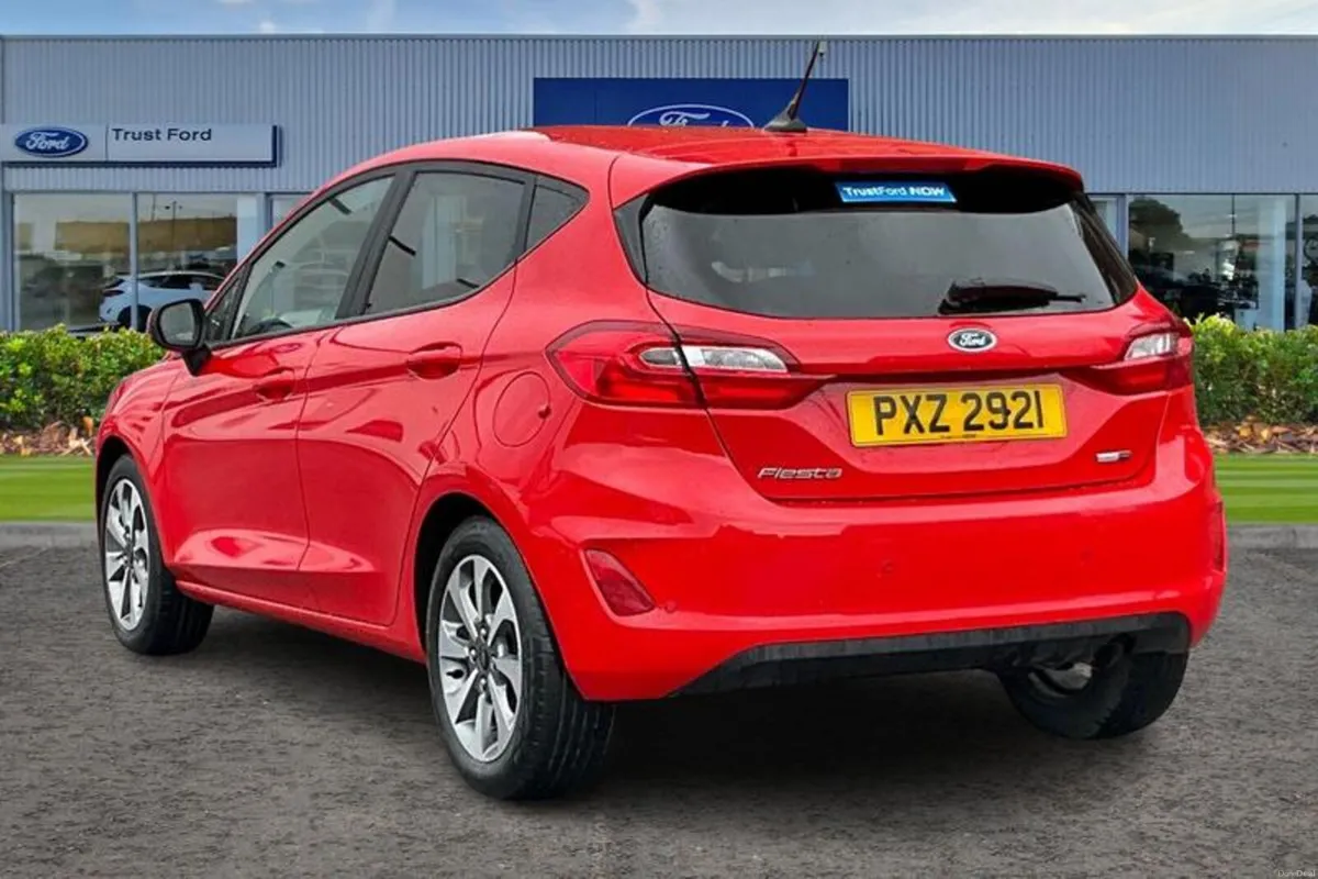 Ford Fiesta 1.0 EcoBoost Hybrid mHEV 125 Trend 5dr - Image 2