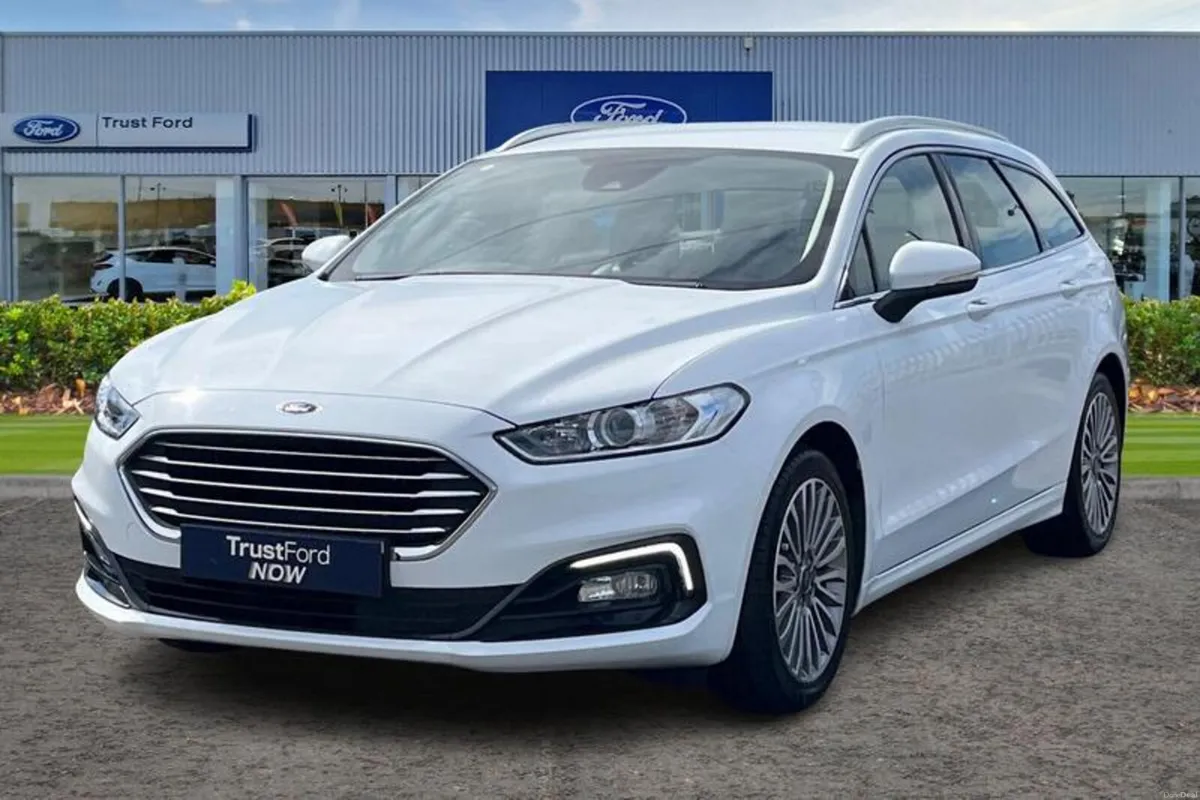 Ford Mondeo 2.0 Hybrid Titanium Edition 5dr Auto - - Image 5
