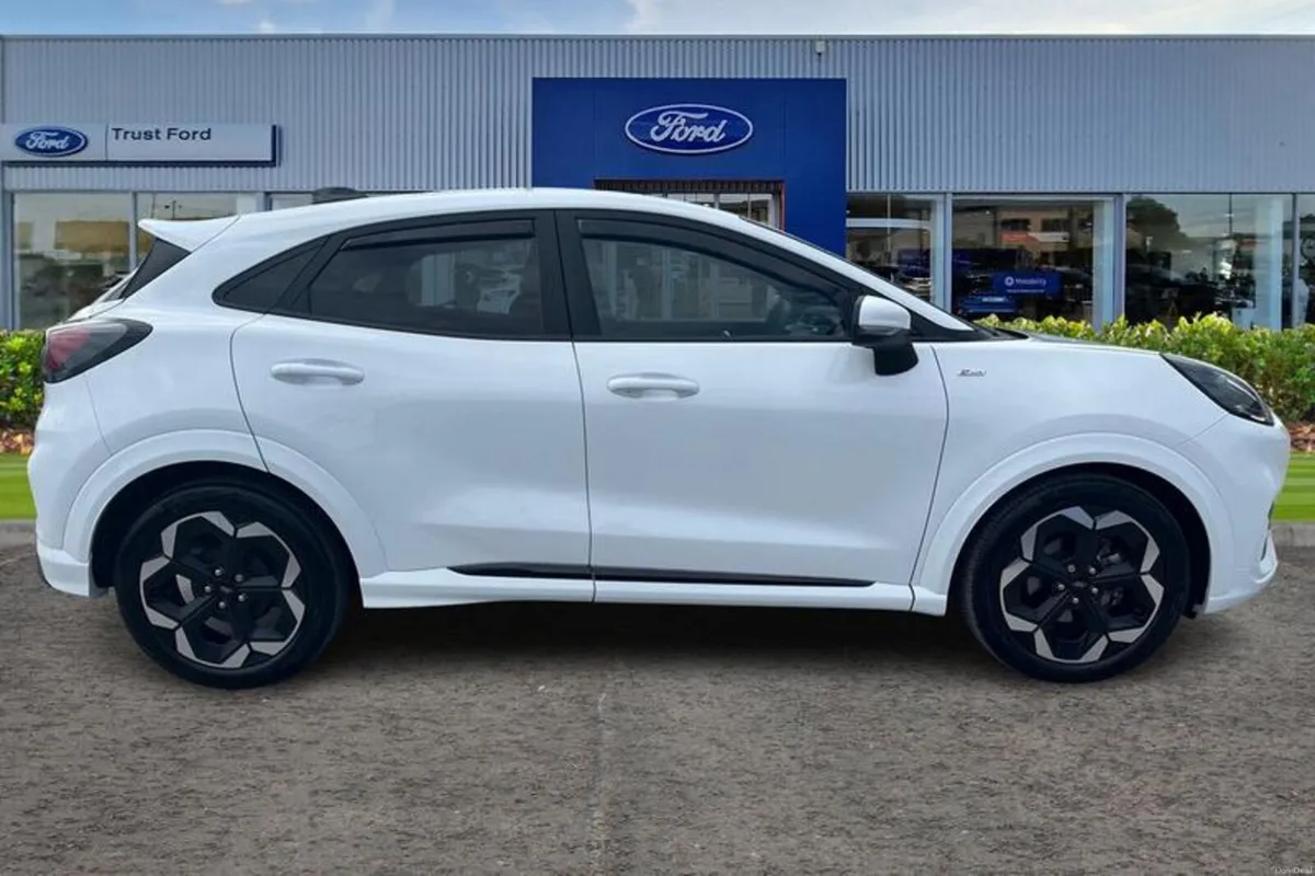 Other Other 1.0 EcoBoost Hybrid mHEV ST-Line X 5dr - Image 3
