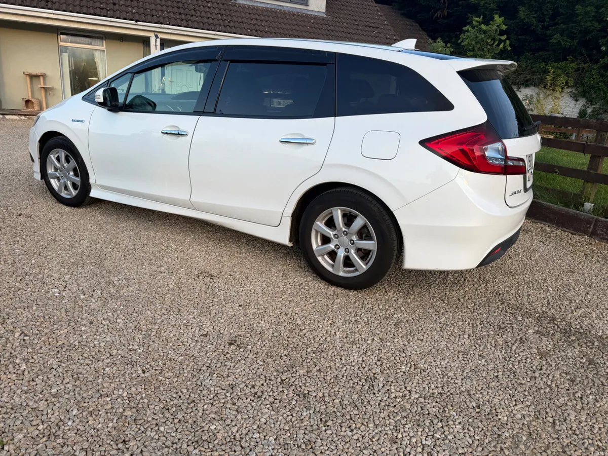 Honda Jade 1.5 Petrol Hybrid 2015 - Image 5