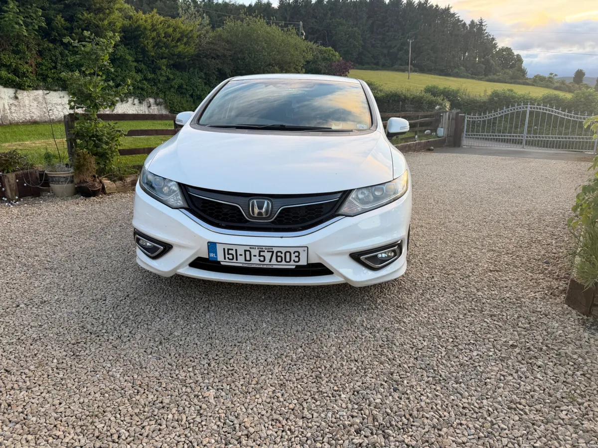 Honda Jade 1.5 Petrol Hybrid 2015 - Image 3