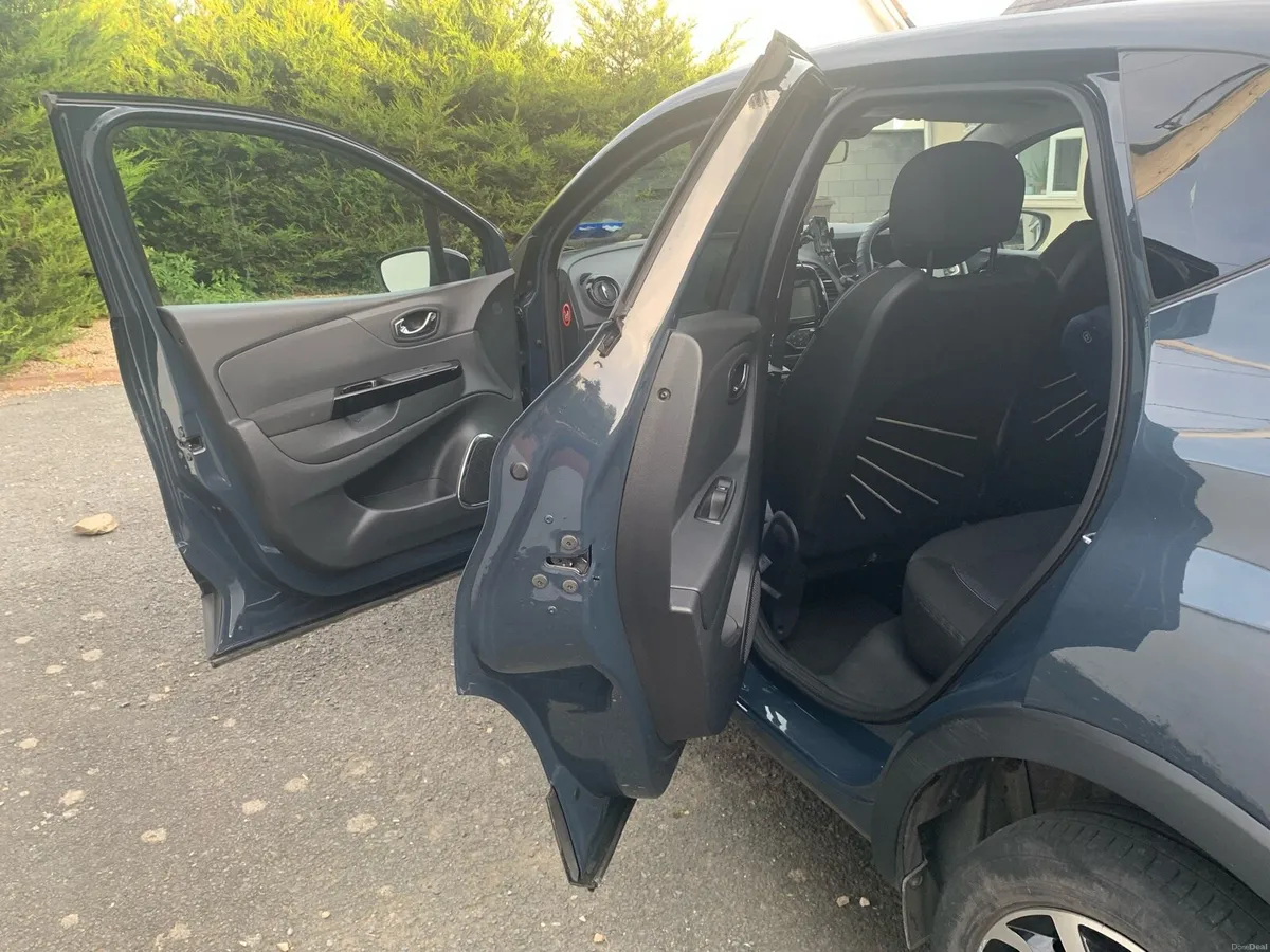 Renault Captur - Image 6