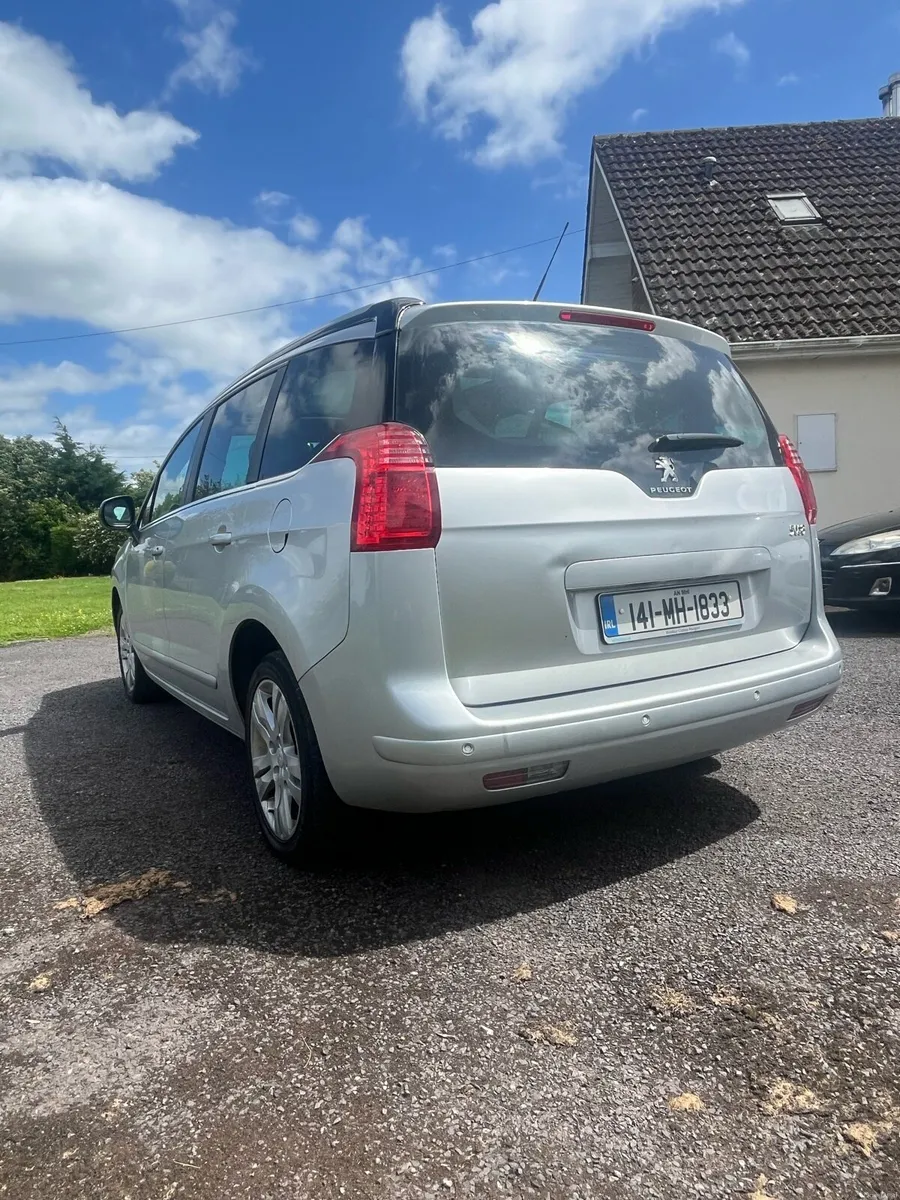 Peugeot 5008 7 seater high spec - Image 3