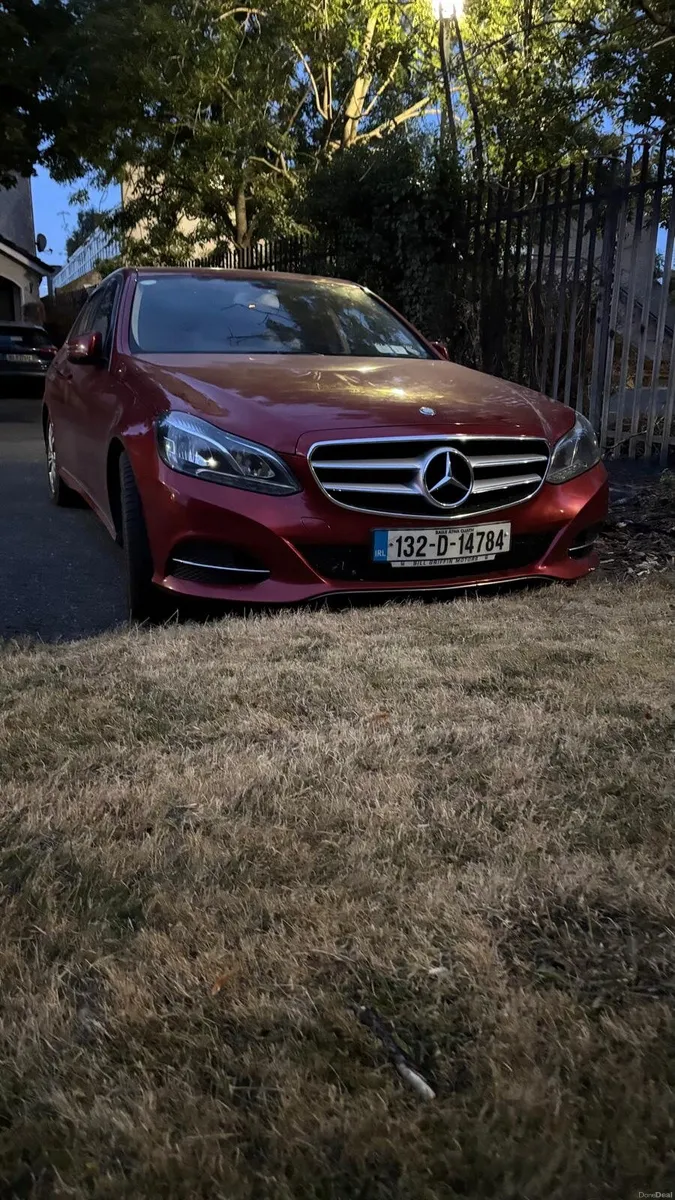 Mercedes-Benz E-Class 2013 - Image 3