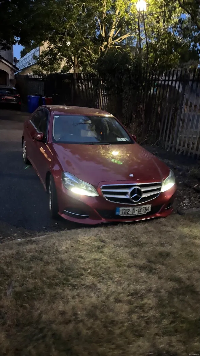 Mercedes-Benz E-Class 2013 - Image 1