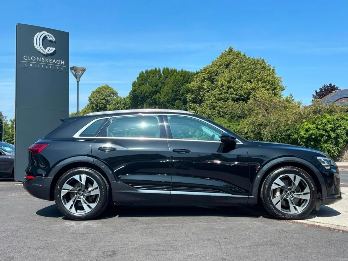 Audi Q8 e-tron QUATTRO SPORT - Image 2