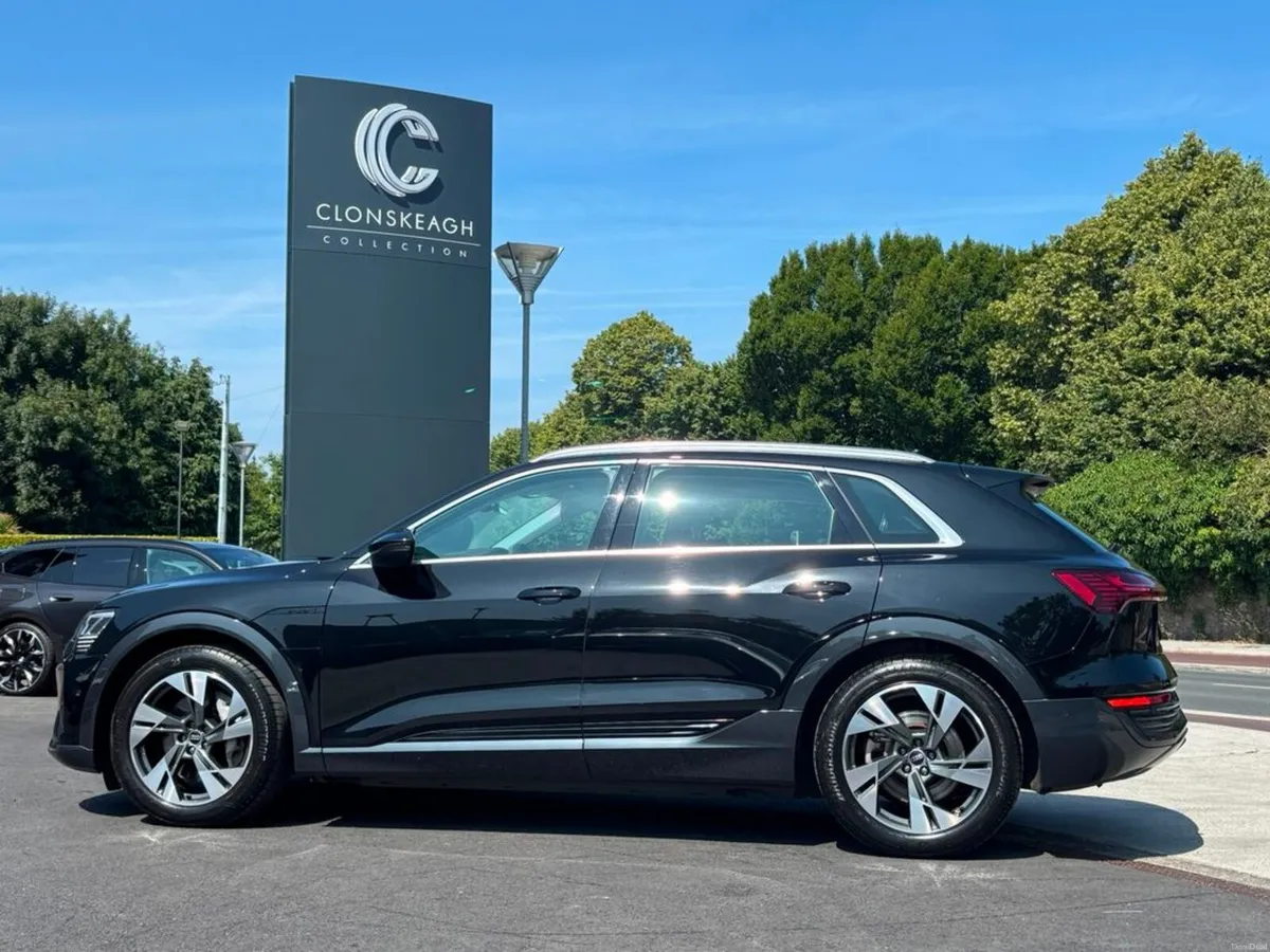 Audi Q8 e-tron QUATTRO SPORT - Image 4