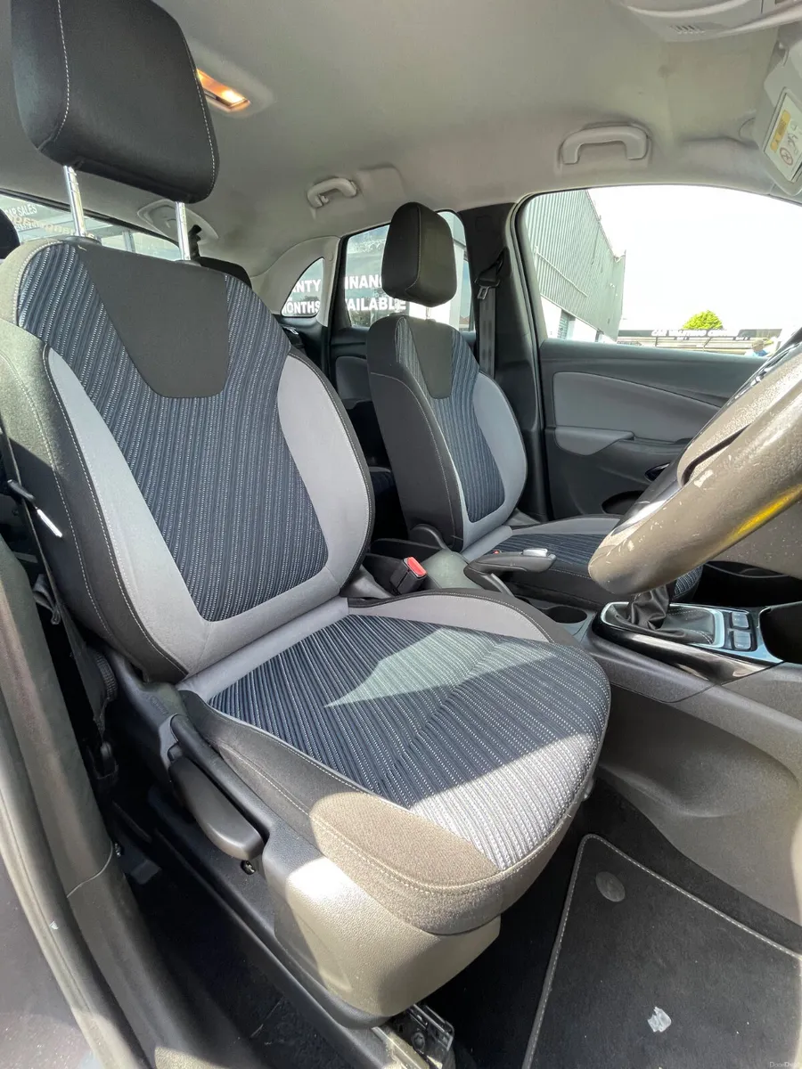 Opel Crossland X 2019 1.2 petrol - Image 6