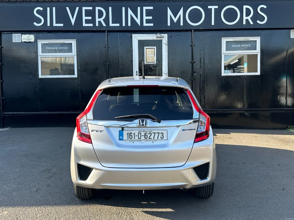 Honda Fit 2016 HONDA FIT *60K MILES* AUTO - Image 3