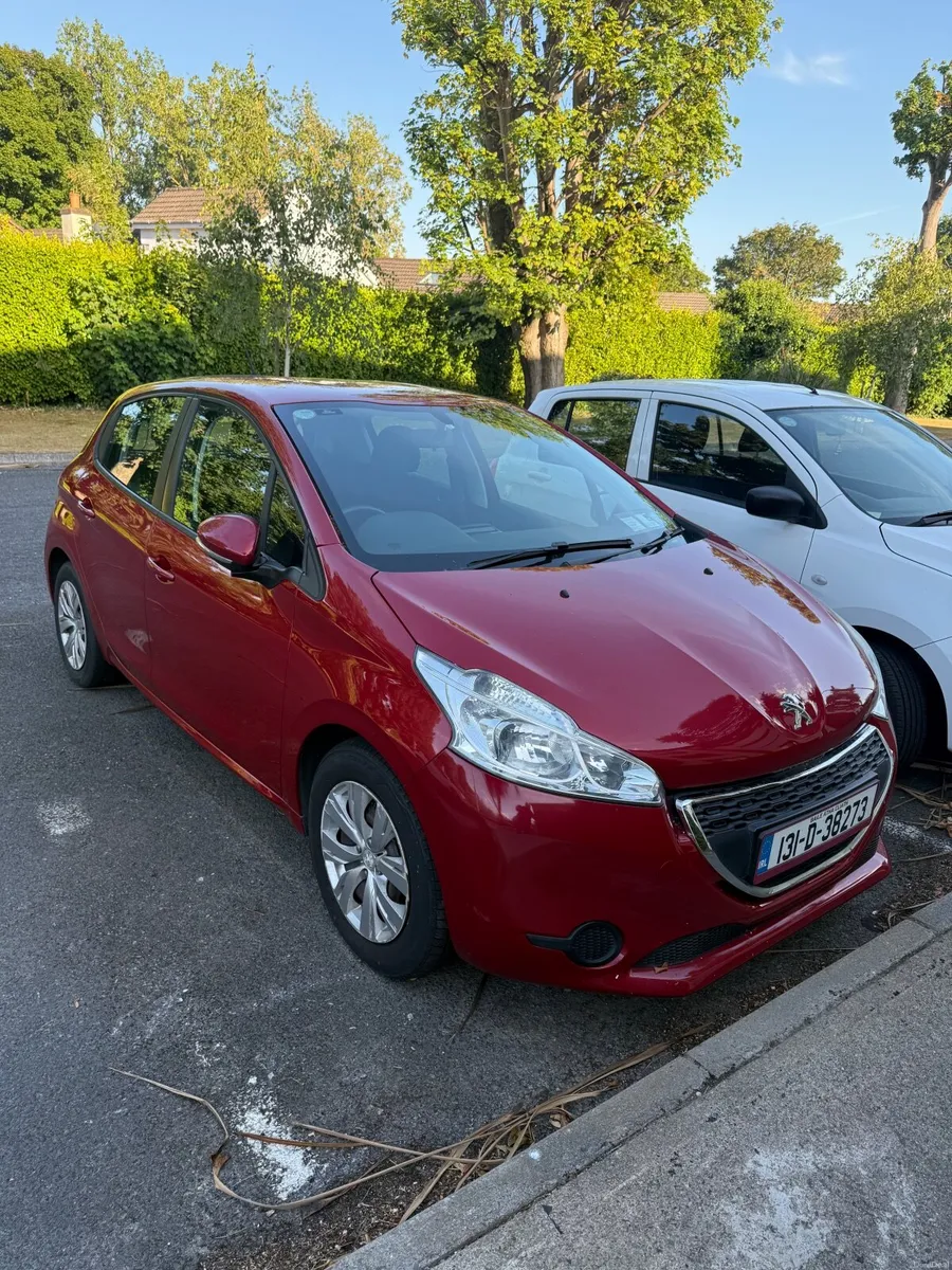 Peugeot 208 2013 - Image 1
