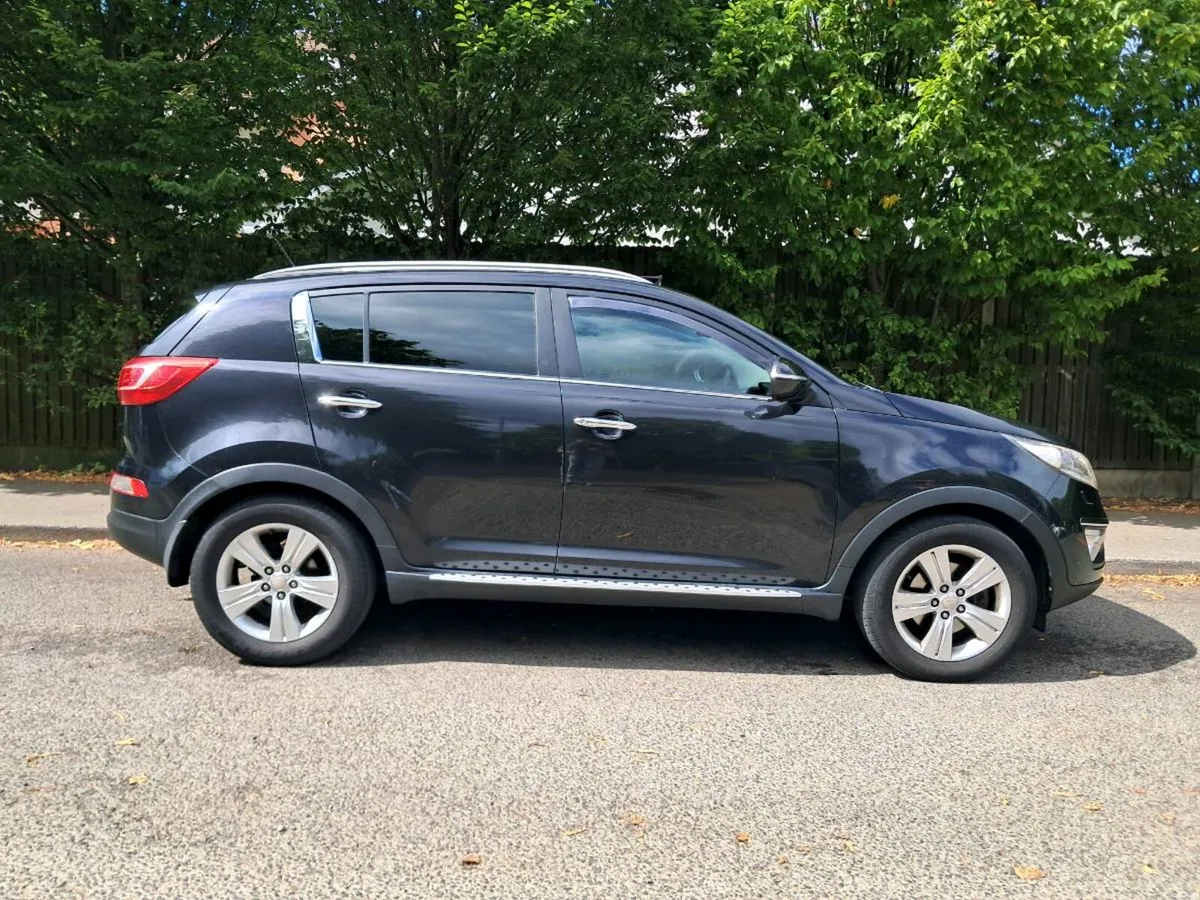 11 Kia Sportage New NCT High Spec Service History - Image 2