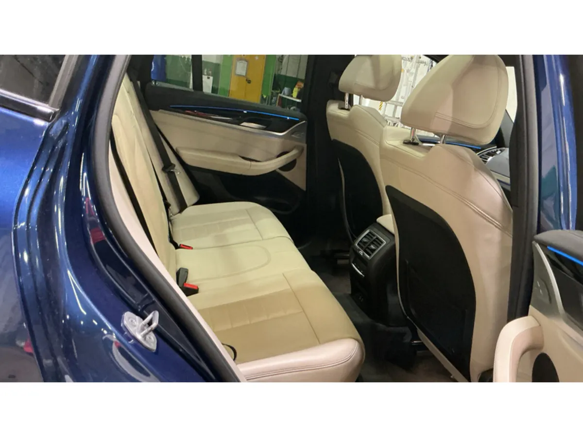 BMW iX3 M SPORT (PAN ROOF / OYSTER LEATHER) AUTOMA - Image 6
