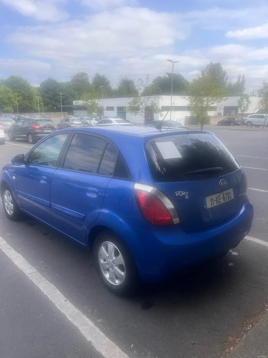 Kia Rio 2011 - Image 2